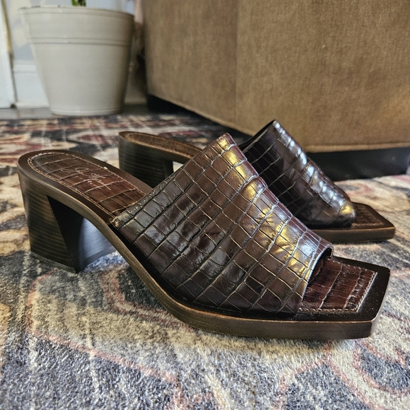 JOAN HEPBURN Signature Leather Square Toe Block Heel 90s Brown W10 Vintage - Picture 1 of 9